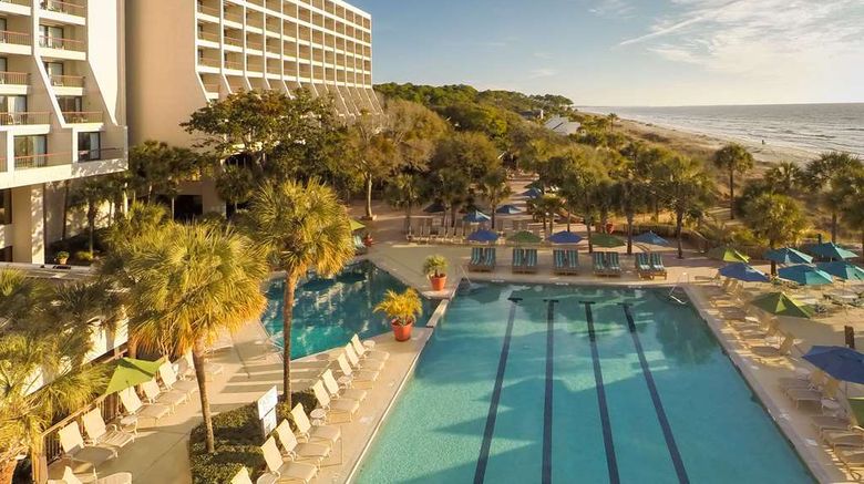 <b>Hilton Beachfront Resort & Spa Pool</b>. Images powered by <a href="https://iceportal.shijigroup.com/" title="IcePortal" target="_blank">IcePortal</a>.