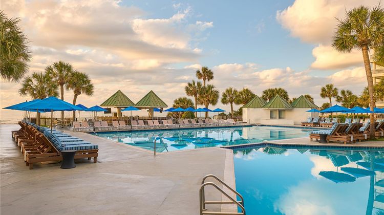 Hilton Beachfront Resort & Spa Pool