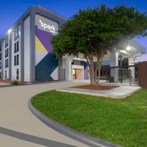 Spark by Hilton Grand Prairie