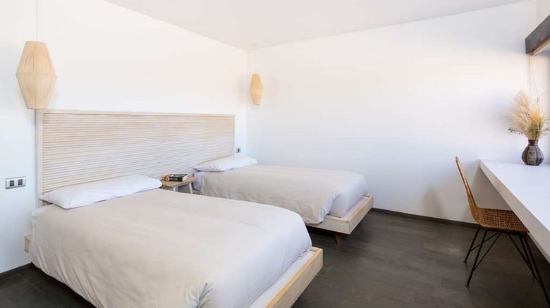 <b>Tierra Atacama Boutique Hotel & Spa Suite</b>. Images powered by <a href="https://iceportal.shijigroup.com/" title="IcePortal" target="_blank">IcePortal</a>.