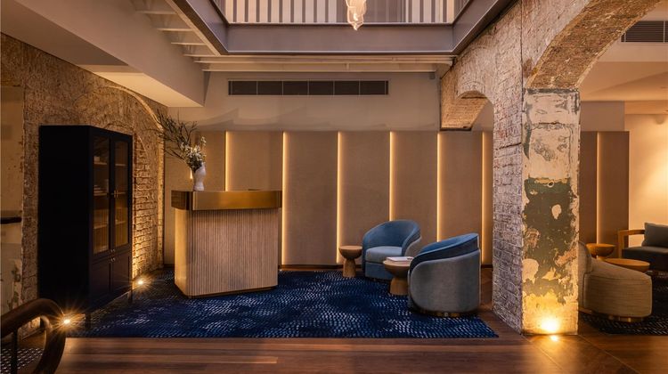 Harbour Rocks Hotel Lobby