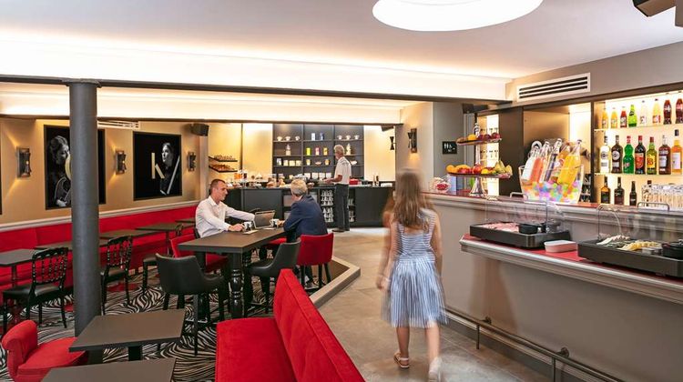Arok Hotel Restaurant