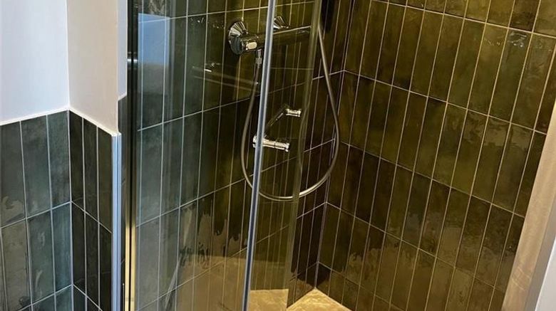 <b>Brit Hotel Le Louvre Room</b>. Images powered by <a href="https://iceportal.shijigroup.com/" title="IcePortal" target="_blank">IcePortal</a>.