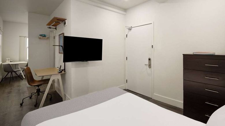 <b>Reside Seattle Dwntn a Wyndham Residence Suite</b>. Images powered by <a href="https://iceportal.shijigroup.com/" title="IcePortal" target="_blank">IcePortal</a>.