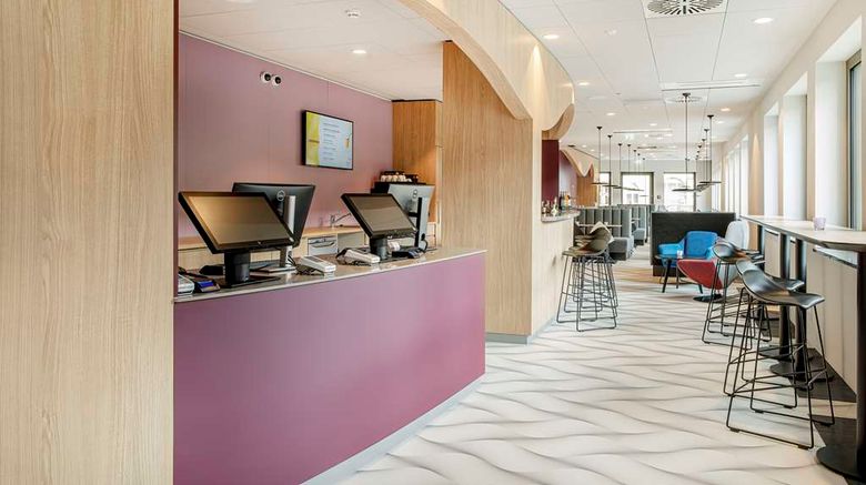 <b>Prize by Radisson, Dresden Mitte Lobby</b>. Images powered by <a href="https://iceportal.shijigroup.com/" title="IcePortal" target="_blank">IcePortal</a>.