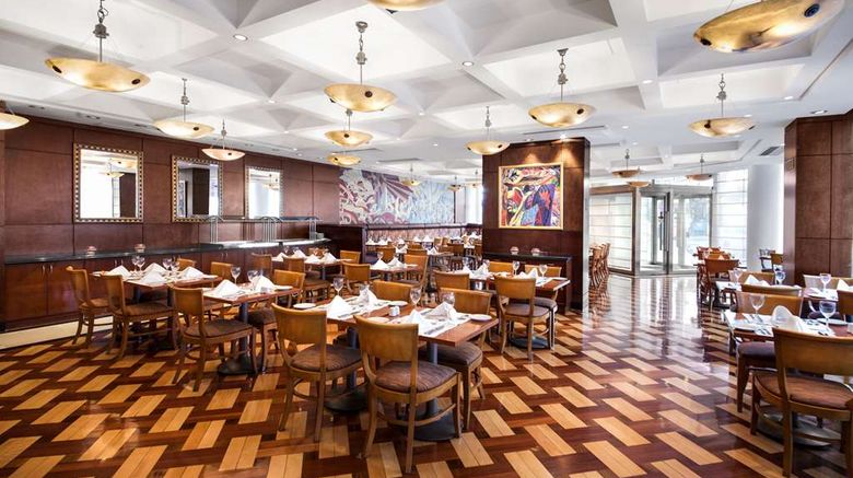 <b>DoubleTree by Hilton Buenos Aires Restaurant</b>. Images powered by <a href="https://iceportal.shijigroup.com/" title="IcePortal" target="_blank">IcePortal</a>.
