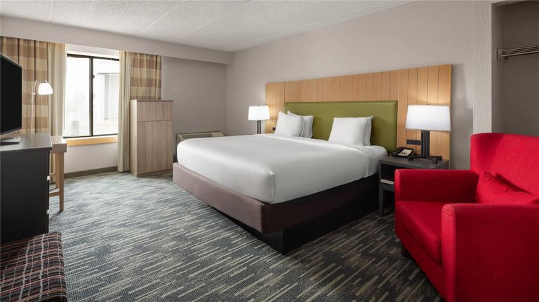 <b>Wingate by Wyndham Lincoln Airport E. Room</b>. Images powered by <a href="https://iceportal.shijigroup.com/" title="IcePortal" target="_blank">IcePortal</a>.