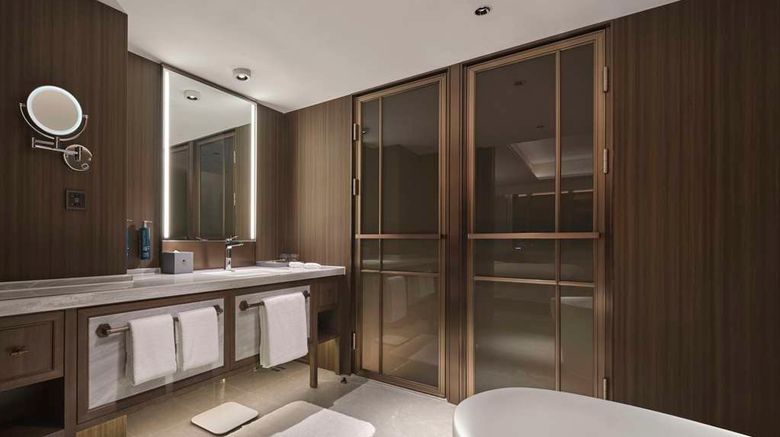 <b>DoubleTree Beijing E 3rd Ring Rd Room</b>. Images powered by <a href="https://iceportal.shijigroup.com/" title="IcePortal" target="_blank">IcePortal</a>.