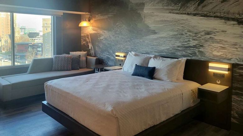 <b>Cambria Hotel Niagara Falls Room</b>. Images powered by <a href="https://iceportal.shijigroup.com/" title="IcePortal" target="_blank">IcePortal</a>.