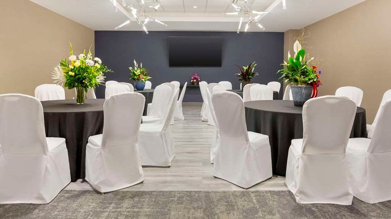 <b>Cambria Hotel Niagara Falls Meeting</b>. Images powered by <a href="https://iceportal.shijigroup.com/" title="IcePortal" target="_blank">IcePortal</a>.