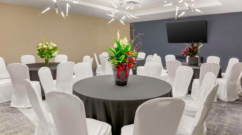 <b>Cambria Hotel Niagara Falls Meeting</b>. Images powered by <a href="https://iceportal.shijigroup.com/" title="IcePortal" target="_blank">IcePortal</a>.