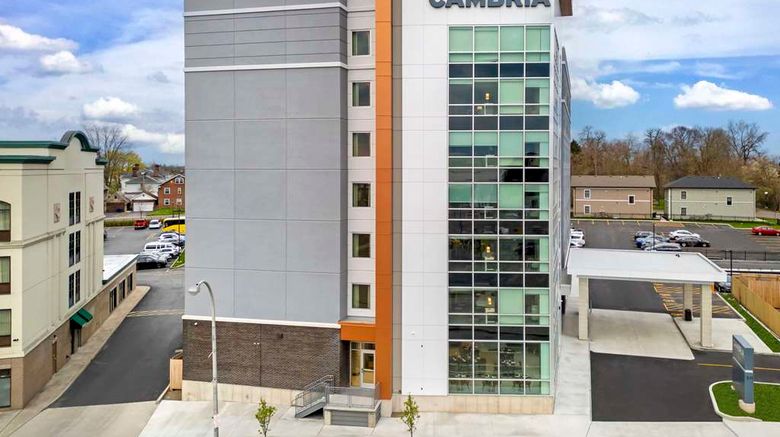 <b>Cambria Hotel Niagara Falls Exterior</b>. Images powered by <a href="https://iceportal.shijigroup.com/" title="IcePortal" target="_blank">IcePortal</a>.