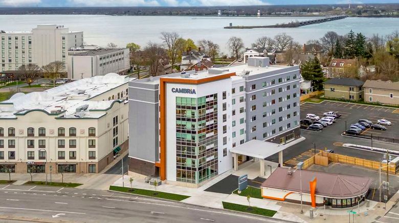 <b>Cambria Hotel Niagara Falls Exterior</b>. Images powered by <a href="https://iceportal.shijigroup.com/" title="IcePortal" target="_blank">IcePortal</a>.