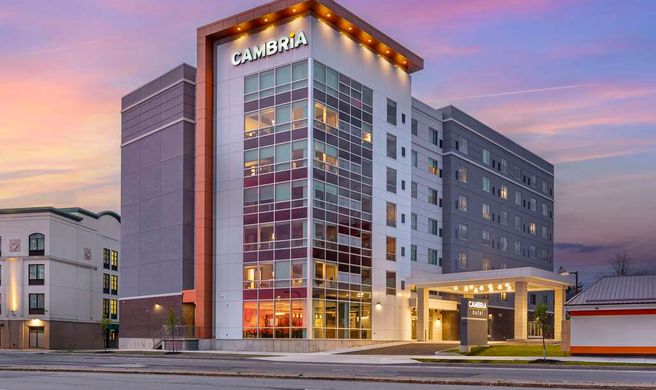 Cambria Hotel Niagara Falls Exterior