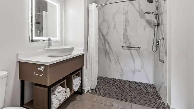 <b>Quality Inn & Suites Columbia Harbison Room</b>. Images powered by <a href="https://iceportal.shijigroup.com/" title="IcePortal" target="_blank">IcePortal</a>.
