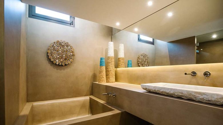 <b>Hotel Mas Salagros-EcoResort Suite</b>. Images powered by <a href="https://iceportal.shijigroup.com/" title="IcePortal" target="_blank">IcePortal</a>.