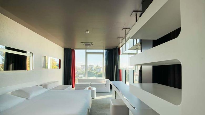 <b>San Ranieri Hotel Suite</b>. Images powered by <a href="https://iceportal.shijigroup.com/" title="IcePortal" target="_blank">IcePortal</a>.