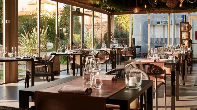 <b>San Ranieri Hotel Restaurant</b>. Images powered by <a href="https://iceportal.shijigroup.com/" title="IcePortal" target="_blank">IcePortal</a>.
