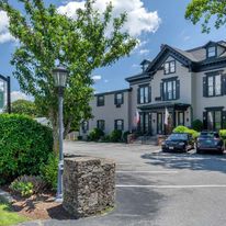 Carriage House Inn Newport