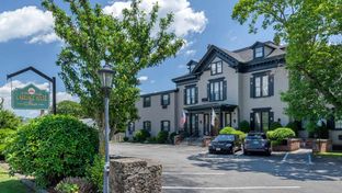Carriage House Inn Newport