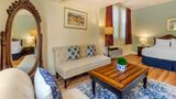 <b>Carriage House Inn Newport Suite</b>. Images powered by <a href="https://iceportal.shijigroup.com/" title="IcePortal" target="_blank">IcePortal</a>.