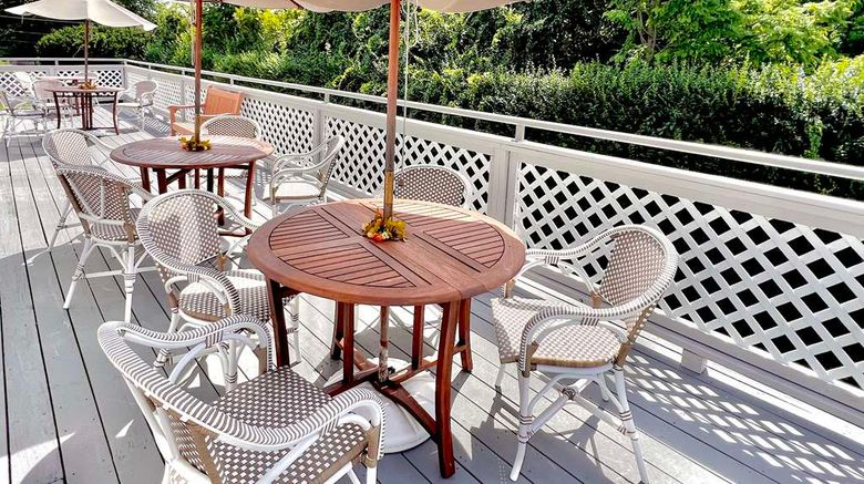 <b>Carriage House Inn Newport Exterior</b>. Images powered by <a href="https://iceportal.shijigroup.com/" title="IcePortal" target="_blank">IcePortal</a>.