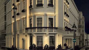 2 Chesham Hotel