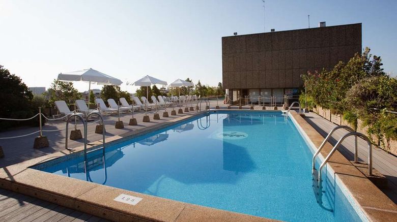 <b>Hotel Palafox Pool</b>. Images powered by <a href="https://iceportal.shijigroup.com/" title="IcePortal" target="_blank">IcePortal</a>.