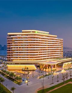 Wyndham Garden Sonasea Van Don
