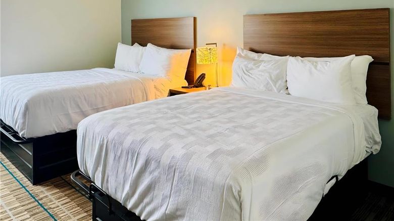 <b>MainStay Suites Chambersburg East Room</b>. Images powered by <a href="https://iceportal.shijigroup.com/" title="IcePortal" target="_blank">IcePortal</a>.