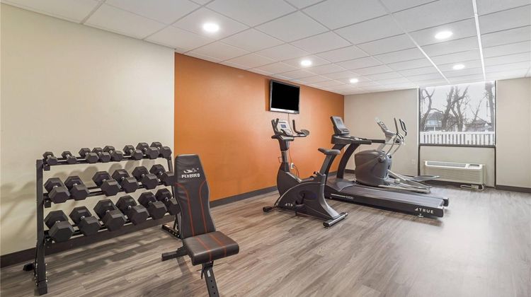 MainStay Suites Chambersburg East Health