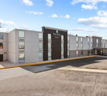 MainStay Suites Chambersburg East Exterior