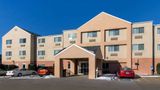 AmericInn by Wyndham Shopping Area Exterior