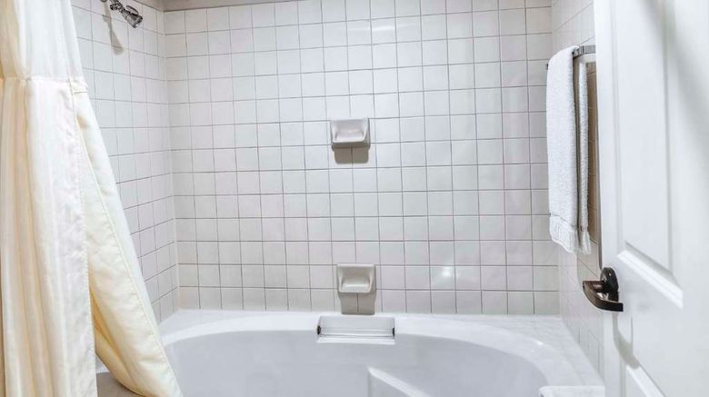 <b>Hilton Vacation Club Varsity Club Tucson Room</b>. Images powered by <a href="https://iceportal.shijigroup.com/" title="IcePortal" target="_blank">IcePortal</a>.