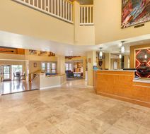 Hilton Vacation Club Varsity Club Tucson Lobby