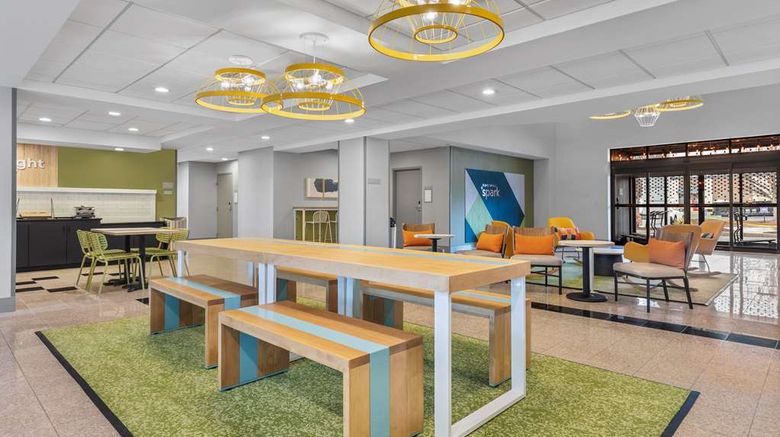 <b>Spark by Hilton Winchester Lobby</b>. Images powered by <a href="https://iceportal.shijigroup.com/" title="IcePortal" target="_blank">IcePortal</a>.