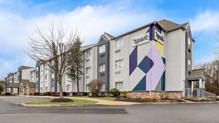 Spark by Hilton Sterling Dulles Airport