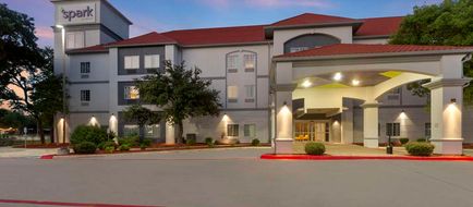 Spark by Hilton San Antonio Dominion Exterior