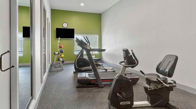 <b>Spark by Hilton San Antonio Dominion Health</b>. Images powered by <a href="https://iceportal.shijigroup.com/" title="IcePortal" target="_blank">IcePortal</a>.