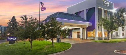 Spark by Hilton Colorado Springs Exterior