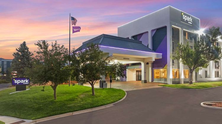 Spark by Hilton Colorado Springs Exterior