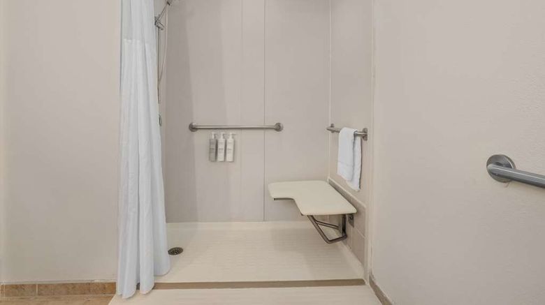 <b>Spark by Hilton Colorado Springs Room</b>. Images powered by <a href="https://iceportal.shijigroup.com/" title="IcePortal" target="_blank">IcePortal</a>.