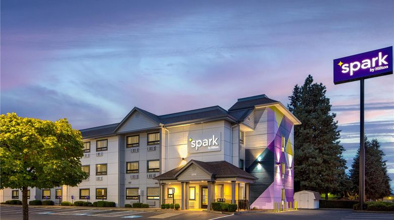 <b>Spark by Hilton Springfield Eugene Exterior</b>. Images powered by <a href="https://iceportal.shijigroup.com/" title="IcePortal" target="_blank">IcePortal</a>.