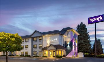 Spark by Hilton Springfield Eugene