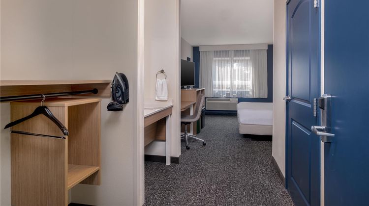 Spark by Hilton Springfield Eugene Room