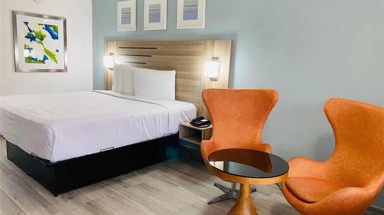 Rodeway Inn Clearwater-Central Room