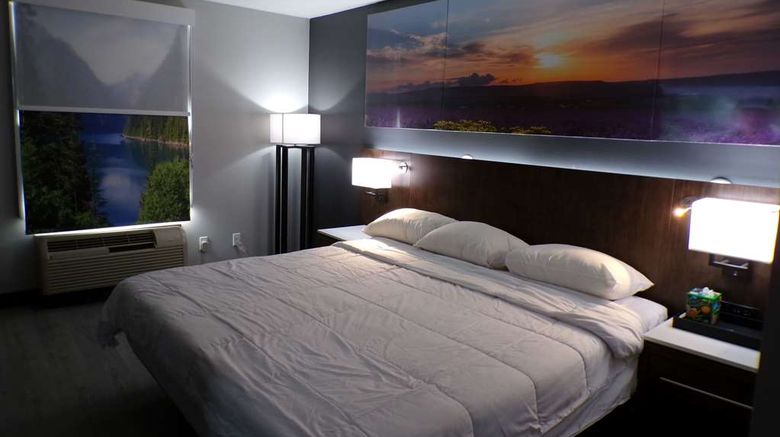 <b>Luxor Inn & Stes a Travelodge by Wyndham Room</b>. Images powered by <a href="https://iceportal.shijigroup.com/" title="IcePortal" target="_blank">IcePortal</a>.