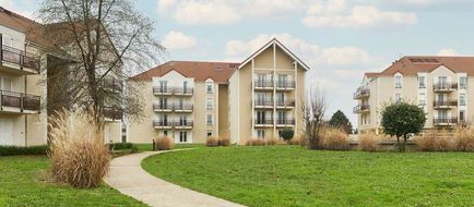Zenitude Paris Roissy Village Exterior