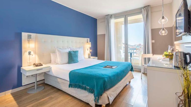 <b>Residhome Saint-Charles Room</b>. Images powered by <a href="https://iceportal.shijigroup.com/" title="IcePortal" target="_blank">IcePortal</a>.