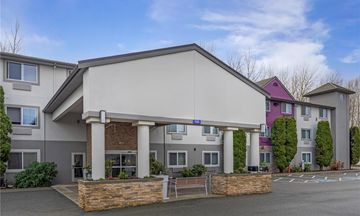 Holiday Inn Express & Suites Burlington